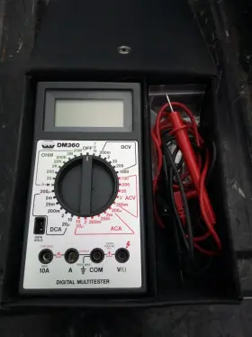 DM360 UNIVERSAL ENTERPRISES Digital Multitester Leads