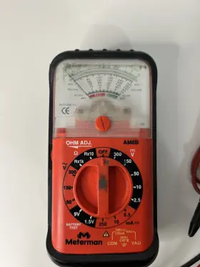 AM8B WAVETEK Multimeter #2