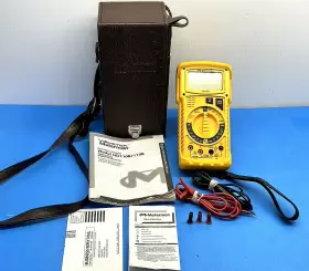 HD110B WAVETEK Meterman Analog Digital Multimeter Glove Leads #2