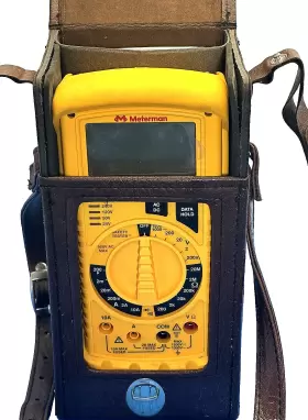 HD110B WAVETEK Meterman Analog Digital Multimeter Glove Leads